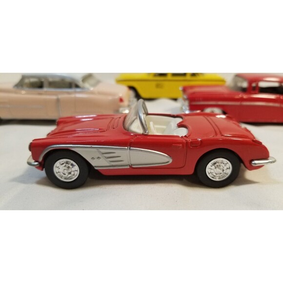 1/43 Diecast Car Lot of 4 ERTL 60 Chevy Corvette/57 Chevy/52 Caddy/59 Cab - Picture 6 of 10